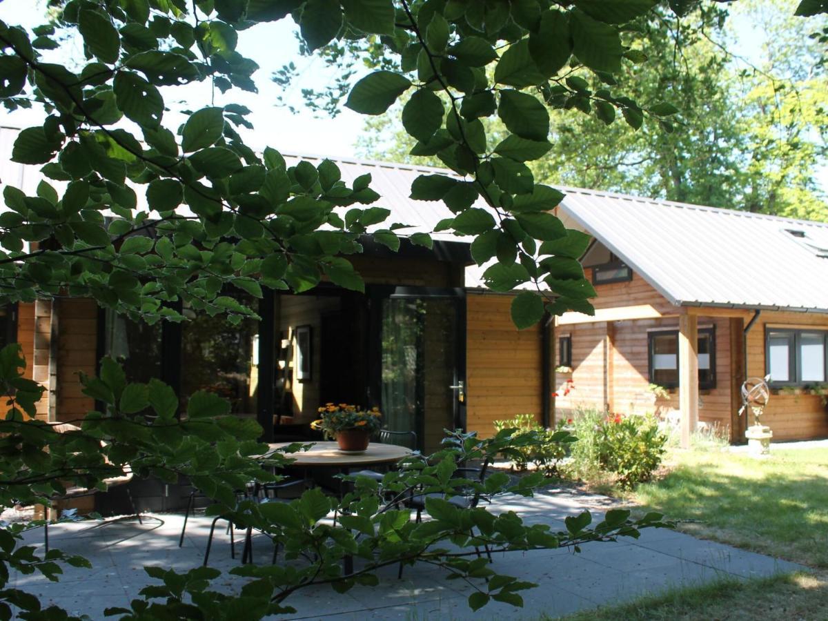 Cosy Wooden House Amid Woods In Soesterberg Utrecht Ngoại thất bức ảnh